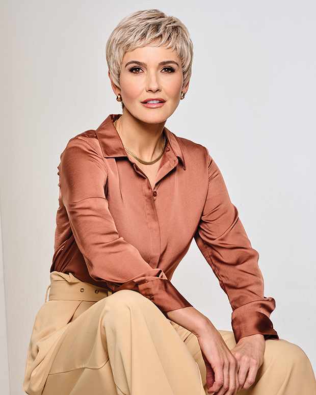 Straight Chic, By RAQUEL WELCH WIGS