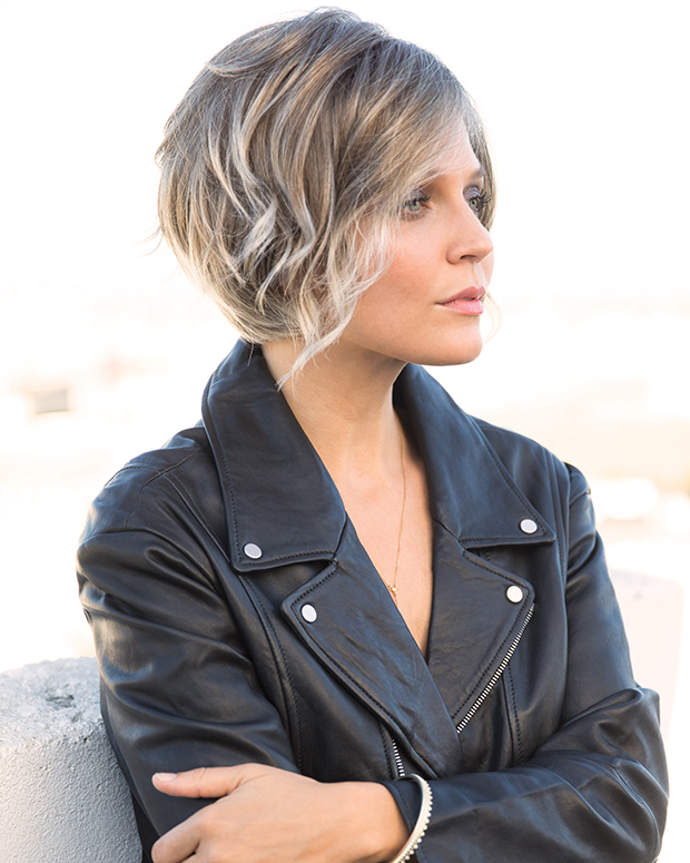 Rae - 2386, By RENE OF PARIS WIGS