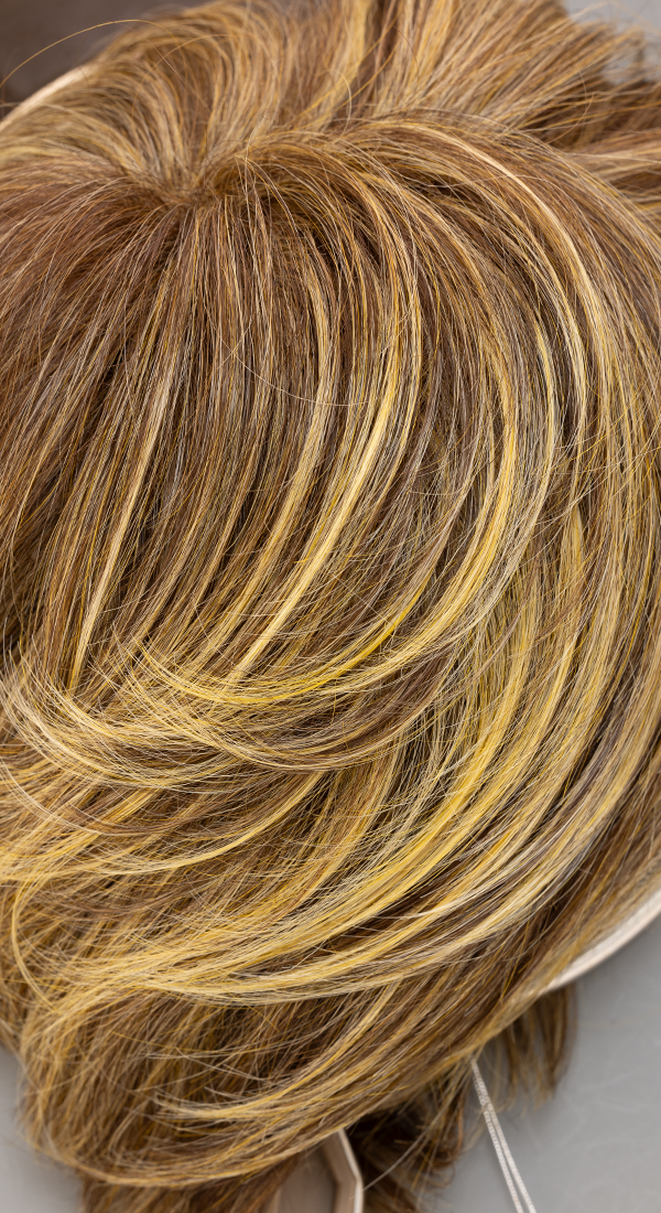 RL11/25  Golden Walnut - Medium and Light Brown Highlighted with Golden Blonde