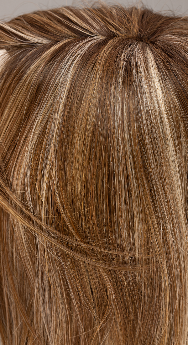 Icy Oak - SR  Light Brown blended with Light Reddish Brown and dirty Blond Highlights with Dark Roots