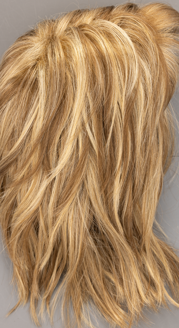 R12/26CH  - Light Golden Brown with Golden Blonde Chunked Highlights