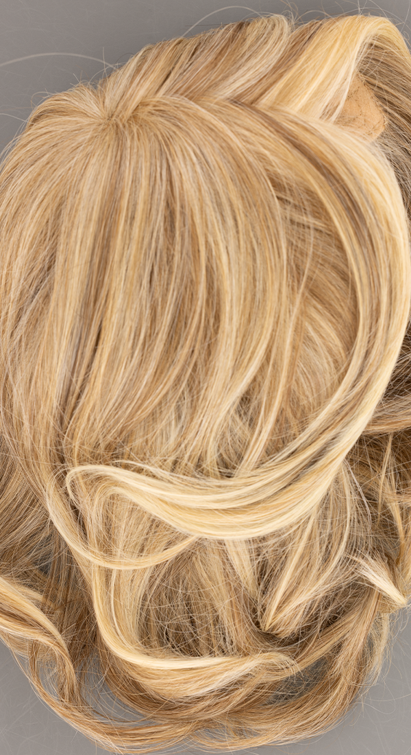 RL16/88 - Pale Golden Honey - Golden Blond w Pale Golden Blond Highlights