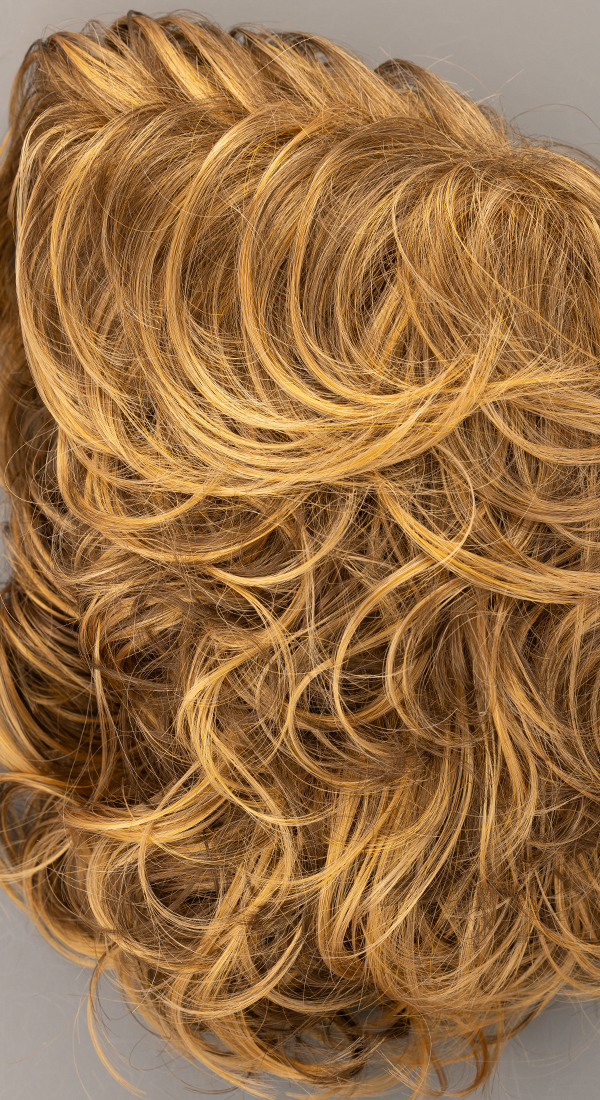 RH268 - Golden Brown with Highlighted Golden Blonde